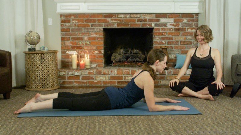yoga poses that can help endometriosis sufferers 4