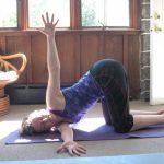 5 simple yoga poses to keep you busy during a sluggish work day