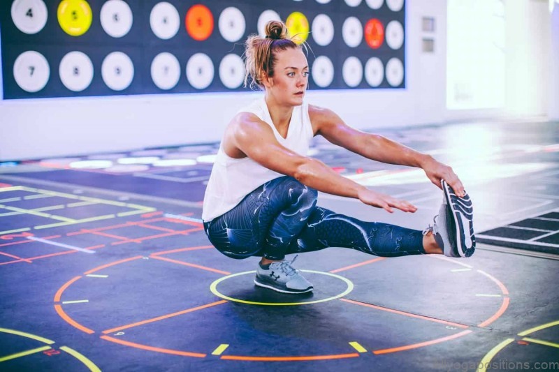 6 stretches that will melt away belly fat 1