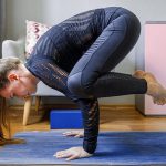 yoga practice beginners how to arch support 4