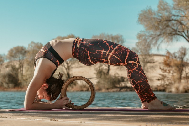 yoga practice yoga sequences 3 moves stability hypermobile hips 3
