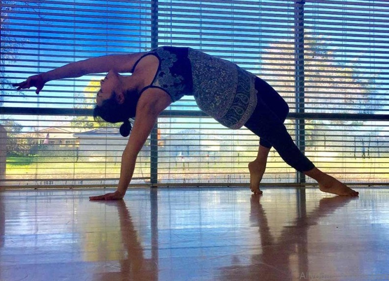 yoga practice yoga sequences maroon grounding road yoga sequence 10