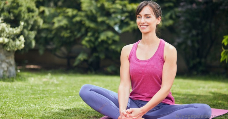 10 health benefits of yoga ae and 10 of the best beginners yoga poses 4