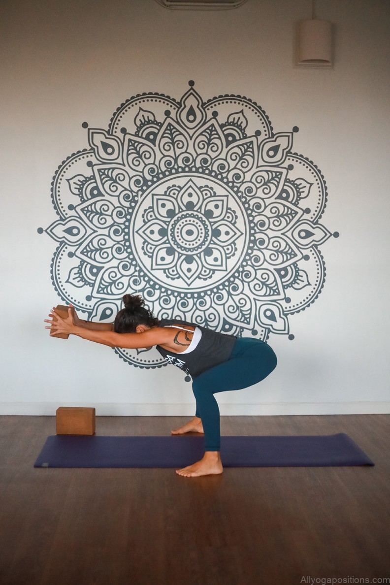 10 ways to use blocks to advance your yoga practice 3