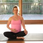 10 poses you should add to your yoga routine in early pregnancy 4