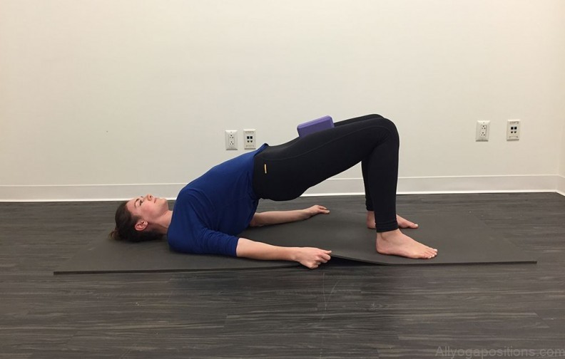 the 10 best yoga poses for energy that will keep your mind sharp 5