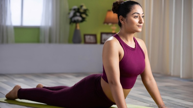 the 10 best yoga poses to heal your gut promote weight loss 17