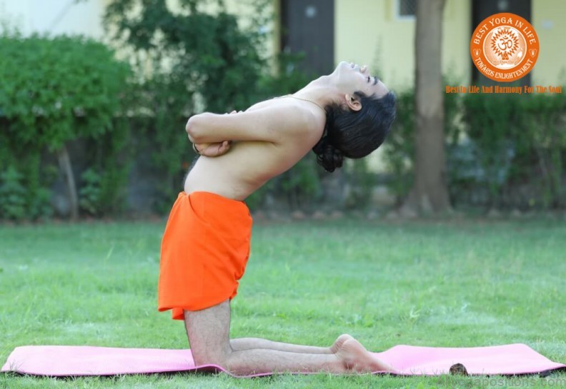 unleashing balance and strength exploring the ardha chandrasana yoga pose 1