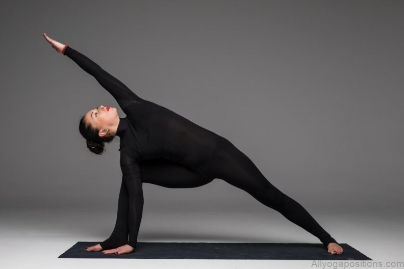 the transformative power of utthita parshvakonasana yoga pose 9